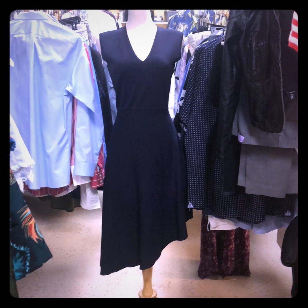 Navy blue sleeveless plunging neckline Eliza J.